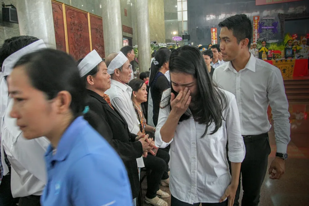 Lễ truy điệu 3 phi công hi sinh khi làm nhiệm vụ ảnh 23 Lễ truy điệu 3 phi công hi sinh khi làm nhiệm vụ ảnh 23