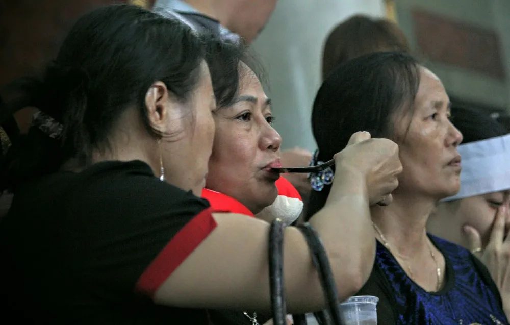 Lễ truy điệu 3 phi công hi sinh khi làm nhiệm vụ ảnh 19 Lễ truy điệu 3 phi công hi sinh khi làm nhiệm vụ ảnh 19