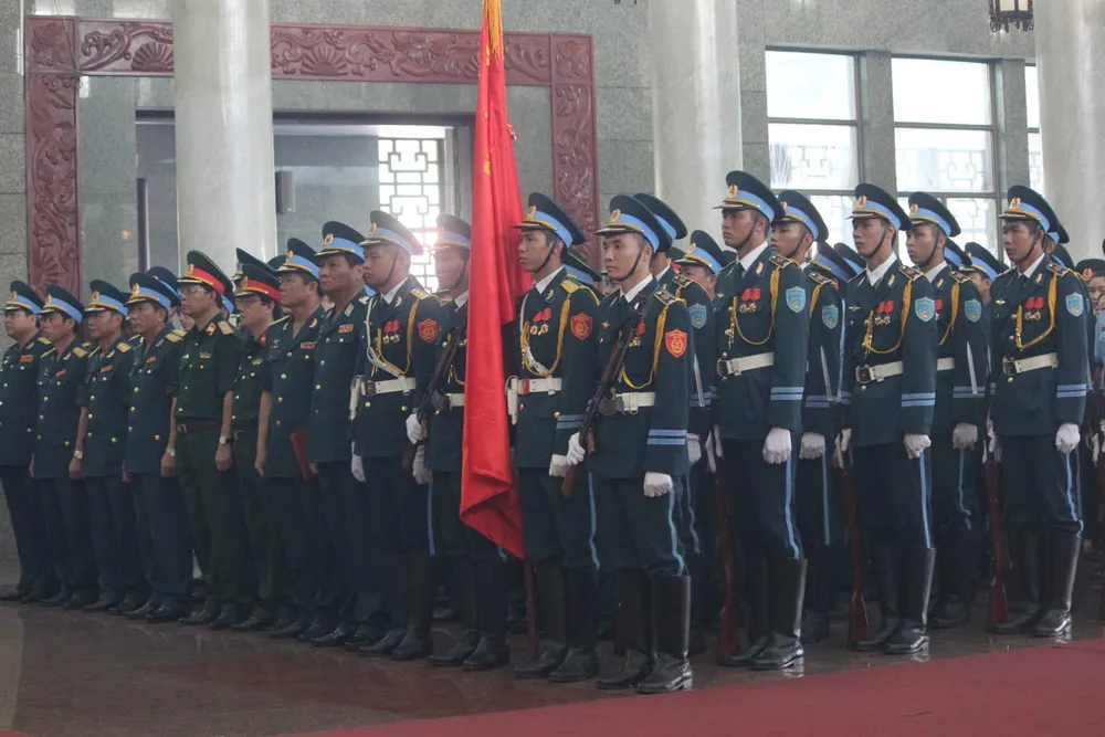 Lễ truy điệu 3 phi công hi sinh khi làm nhiệm vụ ảnh 10 Lễ truy điệu 3 phi công hi sinh khi làm nhiệm vụ ảnh 10
