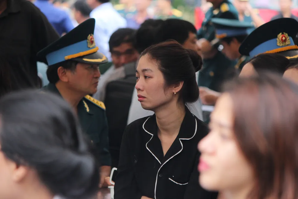 Lễ truy điệu 3 phi công hi sinh khi làm nhiệm vụ ảnh 45 Lễ truy điệu 3 phi công hi sinh khi làm nhiệm vụ ảnh 45
