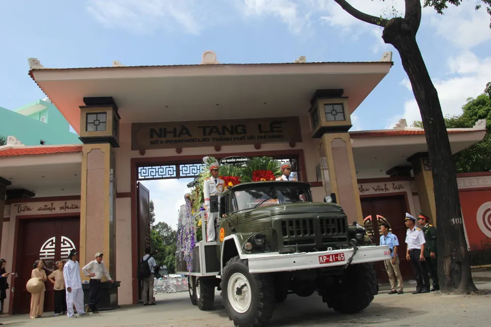 Lễ truy điệu 3 phi công hi sinh khi làm nhiệm vụ ảnh 7 Lễ truy điệu 3 phi công hi sinh khi làm nhiệm vụ ảnh 7