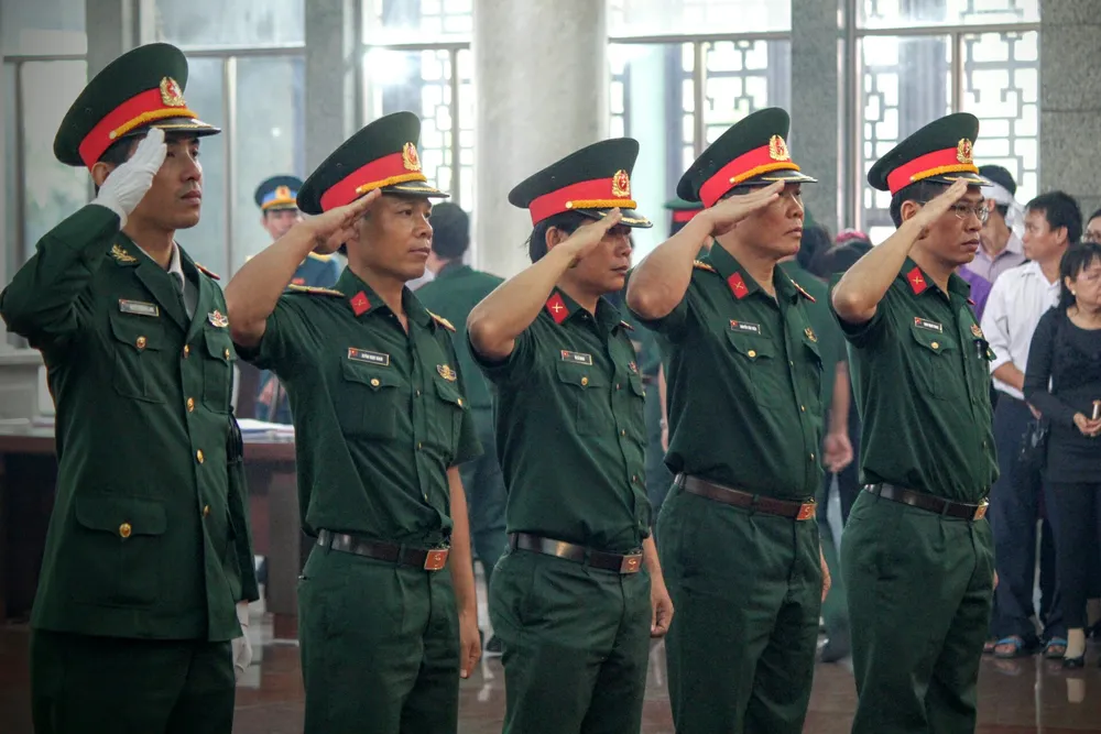 Lễ truy điệu 3 phi công hi sinh khi làm nhiệm vụ ảnh 39 Lễ truy điệu 3 phi công hi sinh khi làm nhiệm vụ ảnh 39