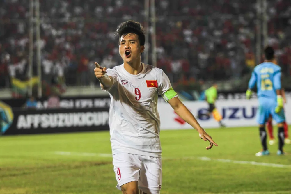 Hàng công tỏa sáng, Việt Nam thắng nghẹt thở Myanmar ảnh 3