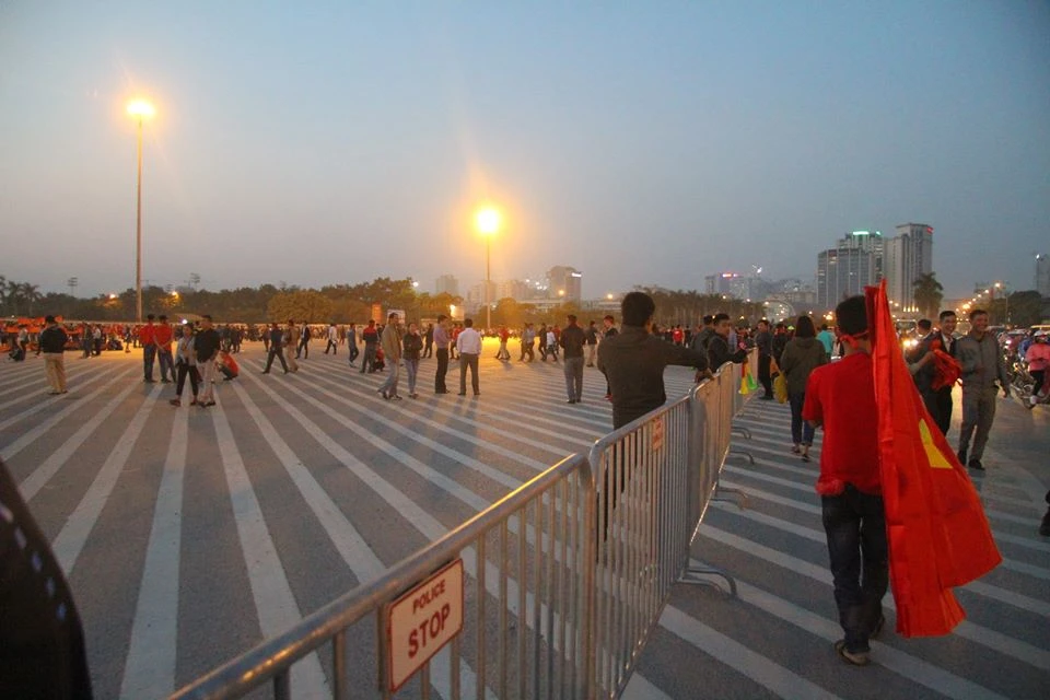 Mỹ Đình sục sôi trước trận đấu sinh tử ảnh 10