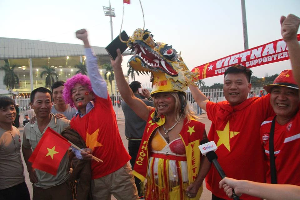 Mỹ Đình sục sôi trước trận đấu sinh tử ảnh 6