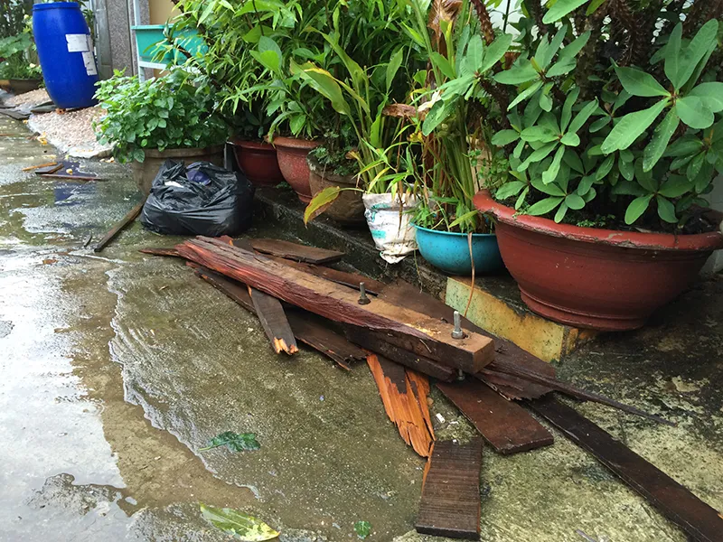 Bảo vệ nghiêm hiện trường vụ nổ ở Công an tỉnh Đắk Lắk ảnh 1