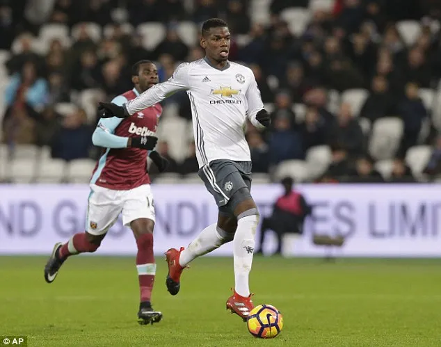 MU tung đội hình cực mạnh 'đấu' Hull City 'què quặt' ảnh 3