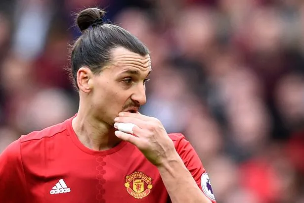 Vướng lời nguyền, MU cần buông Premier League? ảnh 2 Vướng lời nguyền, MU cần buông Premier League? ảnh 2