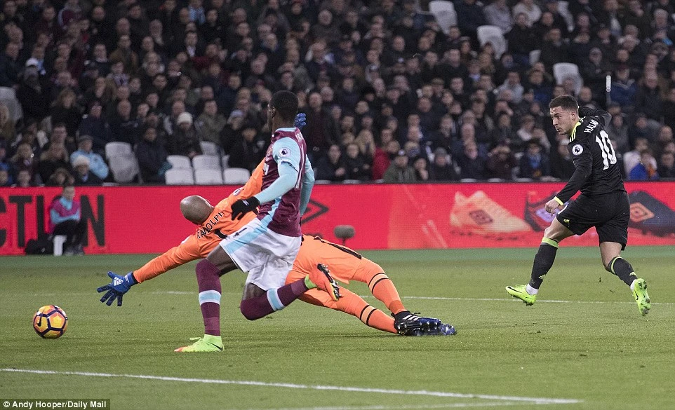 Hazard, Costa giúp Chelsea tiến gần đến ngôi vương ảnh 1