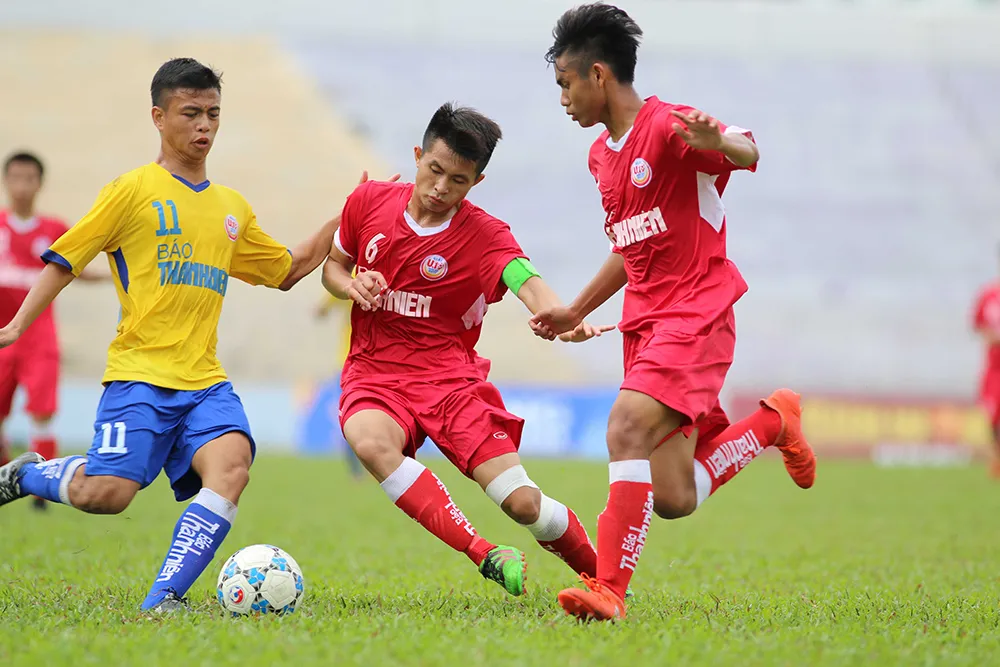 Siêu dự bị rực sáng, PVF vào chung kết U-19 quốc gia ảnh 1 Siêu dự bị rực sáng, PVF vào chung kết U-19 quốc gia ảnh 1