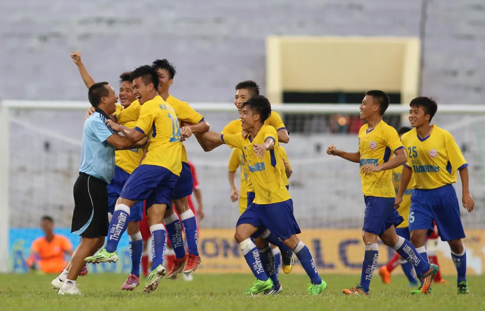 Siêu dự bị rực sáng, PVF vào chung kết U-19 quốc gia ảnh 2 Siêu dự bị rực sáng, PVF vào chung kết U-19 quốc gia ảnh 2