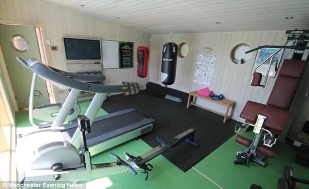 Nóng: De Gea rao bán nhà, quyết rời MU ảnh 6