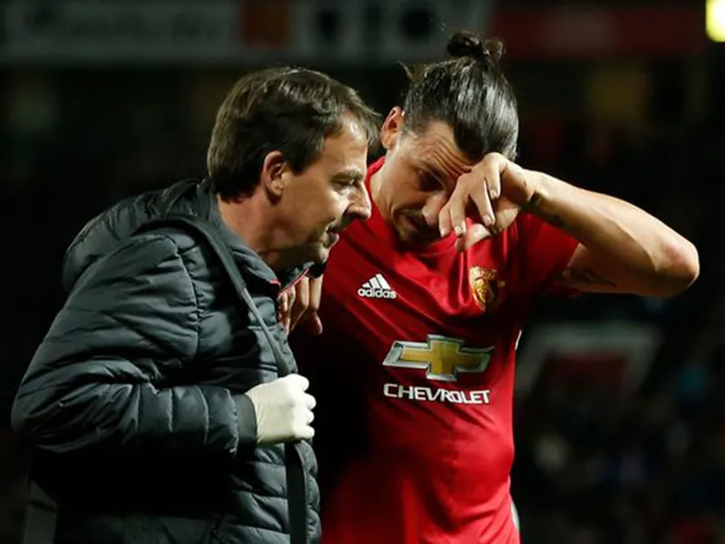 Ibrahimovic thừa nhận hết thời tại MU ảnh 1
