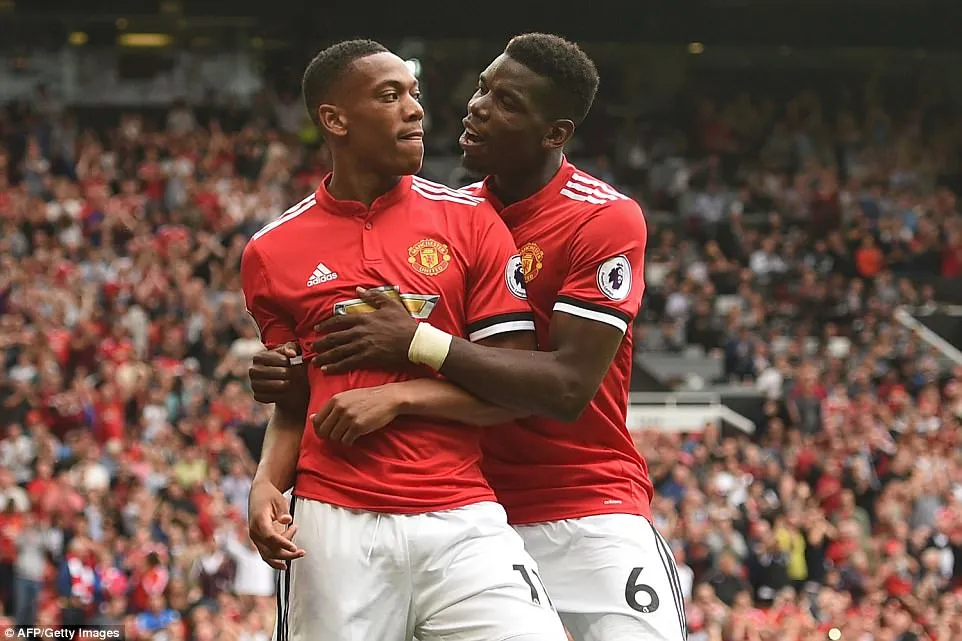 Show diễn hoàn hảo của MU và 'chân giá trị' của Lukaku ảnh 12