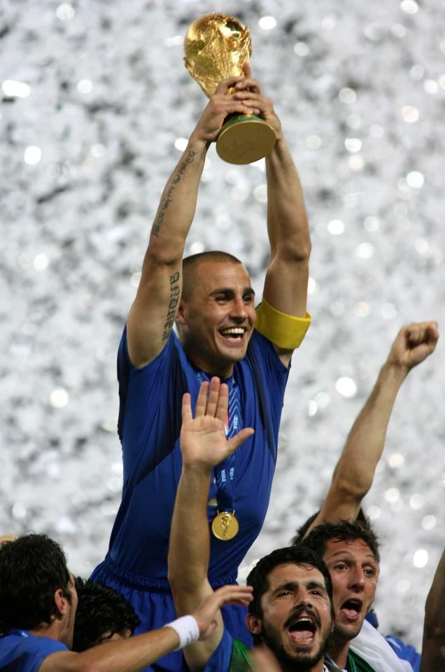 Cựu HLV Chelsea rời Trung Quốc như người hùng ảnh 6