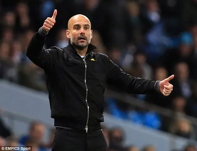 Guardiola chỉ ra điểm yếu khiến Man City có thể thua MU ảnh 1