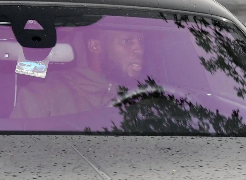 Lukaku lấy lòng CĐV MU theo cách cực độc ảnh 7 Lukaku lấy lòng CĐV MU theo cách cực độc ảnh 7