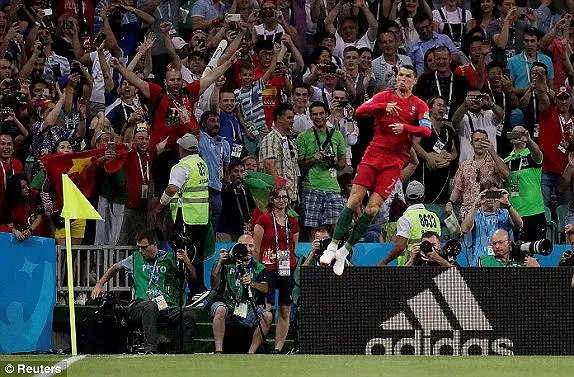 Nhìn lại màn rượt đuổi kinh điển của Tây Ban Nha - Bồ Đào Nha ảnh 4 Nhìn lại màn rượt đuổi kinh điển của Tây Ban Nha - Bồ Đào Nha ảnh 4