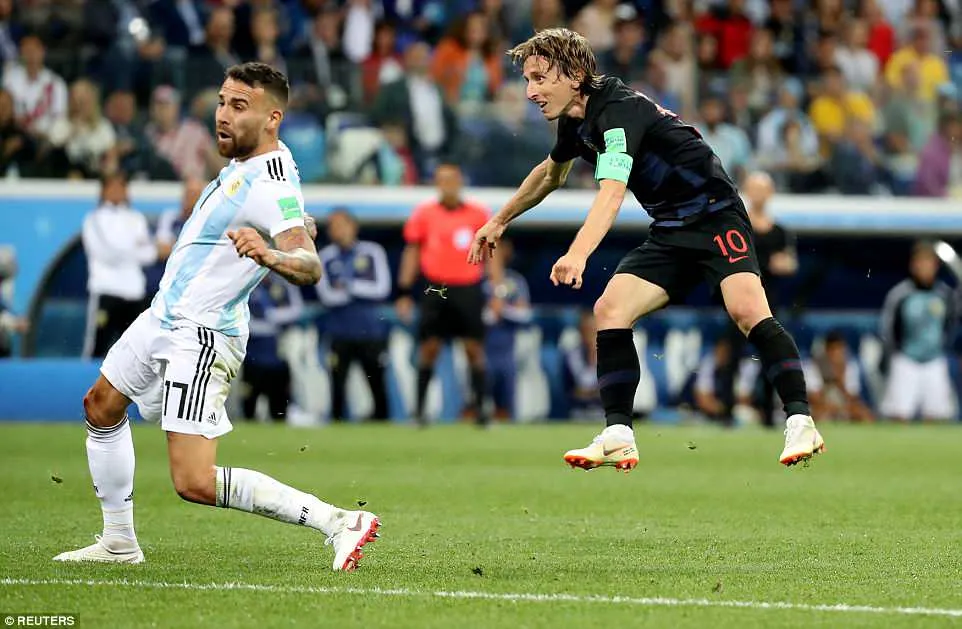 Nhìn lại diễn biến trận Argentina thua thảm Croatia 0-3 ảnh 22