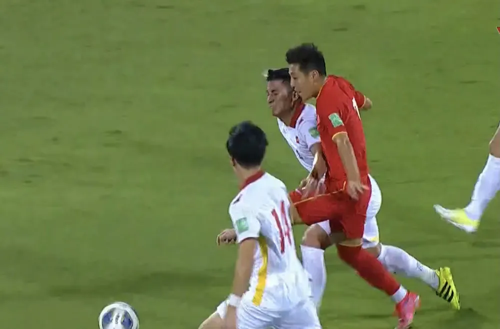 Nỗ lực ngược dòng bất thành của tuyển Việt Nam trước Trung Quốc ảnh 10 Nỗ lực ngược dòng bất thành của tuyển Việt Nam trước Trung Quốc ảnh 10