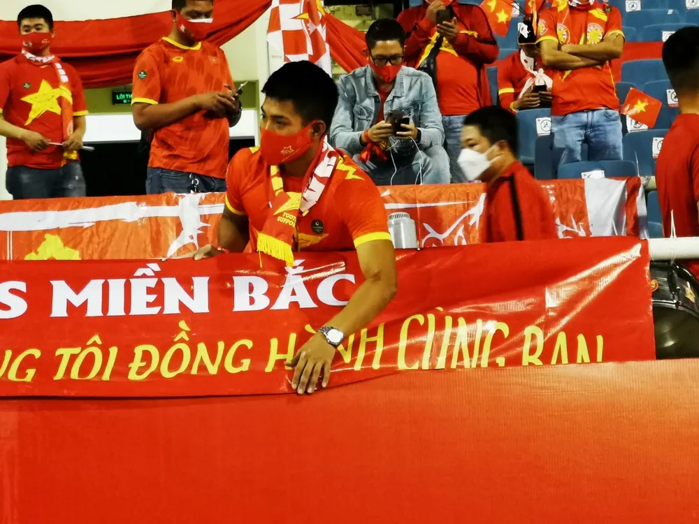 Nhật Bản vất vả vượt qua Việt Nam tại Mỹ Đình ảnh 19