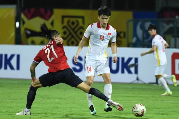Văn Thanh đá hỏng 11m, Việt Nam bỏ lỡ cơ hội lên ngôi đầu AFF Cup ảnh 4 Văn Thanh đá hỏng 11m, Việt Nam bỏ lỡ cơ hội lên ngôi đầu AFF Cup ảnh 4