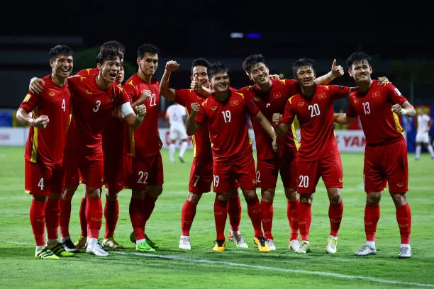 Thắng đậm Campuchia, Việt Nam gặp Thái Lan ở bán kết AFF Cup ảnh 7