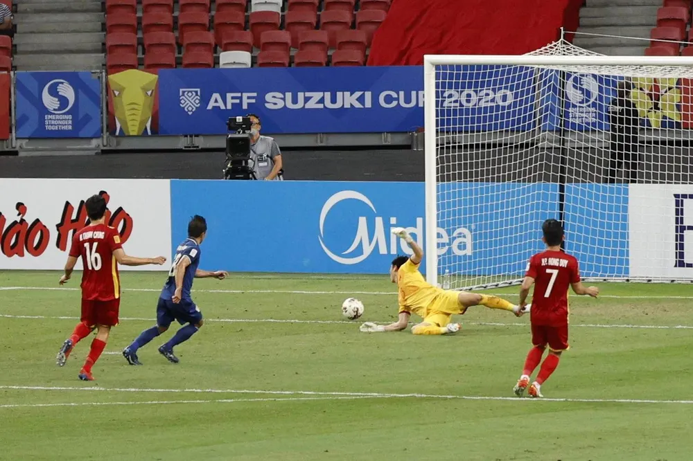 Thái Lan thắng Việt Nam trong trận cầu có quá nhiều tranh cãi ảnh 9