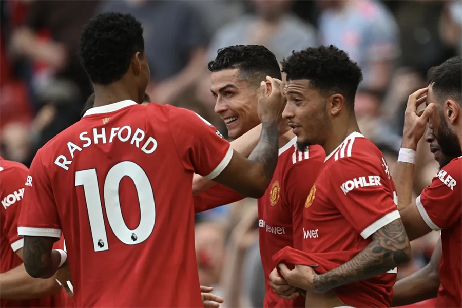 Ronaldo một lần nữa tỏa sáng với cú hat-trick thứ hai mùa này. ẢNH: SUN SPORTS