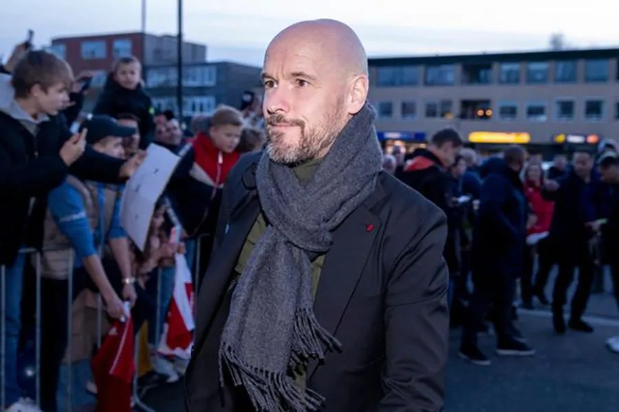 Ten Hag đang trên đường gia nhập đội chủ sân Old Trafford. ẢNH: GETTY Ten Hag đang trên đường gia nhập đội chủ sân Old Trafford. ẢNH: GETTY