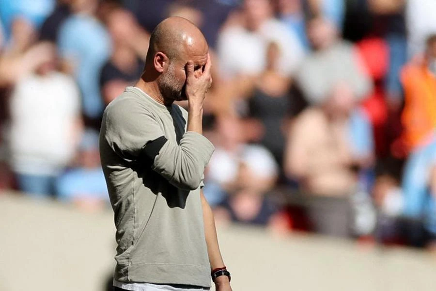 Pep Guardiola khẳng định ông chỉ cần 18 cầu thủ lành lặn và sung sức để tiếp tục chiến đấu đến hết mùa giải. ẢNH: REUTERS