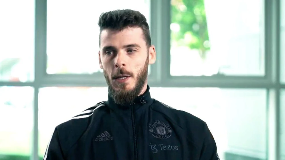 Trả lời phỏng vấn, De Gea kêu gọi đồng đội ở Man Utd làm nhiều hơn nữa vì niềm tự hào của đội nhà. ẢNH: MIRROR Trả lời phỏng vấn, De Gea kêu gọi đồng đội ở Man Utd làm nhiều hơn nữa vì niềm tự hào của đội nhà. ẢNH: MIRROR