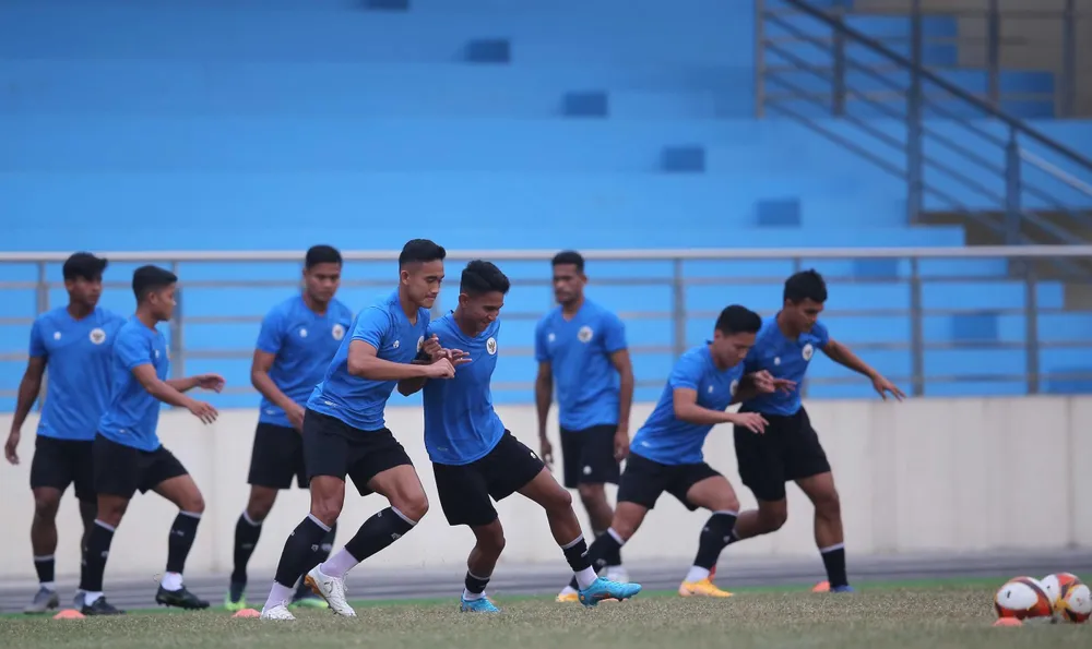 U-23 Indonesia tập luyện trước trận đấu với U-23 Việt Nam. ẢNH: ANH PHƯƠNG U-23 Indonesia tập luyện trước trận đấu với U-23 Việt Nam. ẢNH: ANH PHƯƠNG