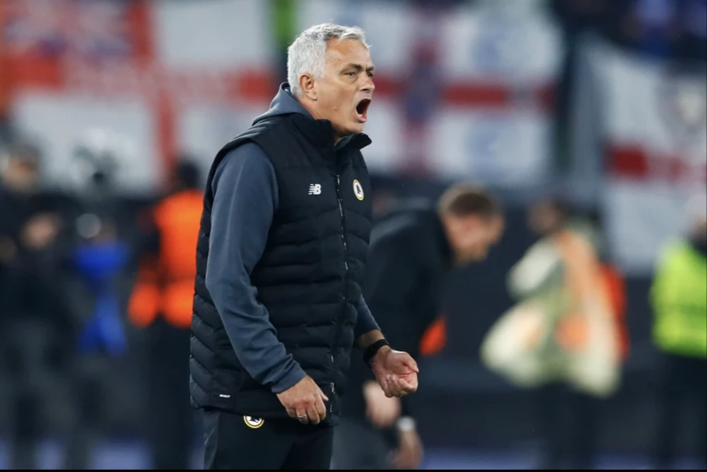 Mourinho là HLV đầu tiên vào chung kết 3 cúp châu Âu. ẢNH: GETTY