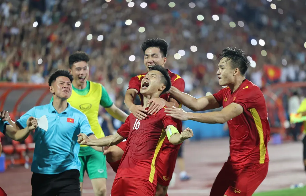 U-23 Việt Nam mở toang cánh cửa vào bán kết SEA Games ảnh 47