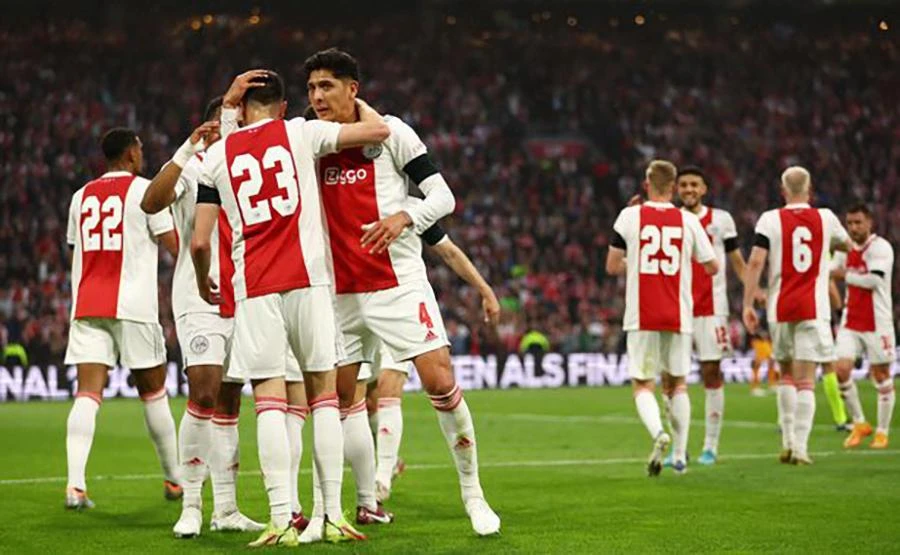 Hàng công Ajax đã ghi đến 96 bàn chỉ sau 33 trận ở Eredivisie mùa này. ẢNH: GETTY