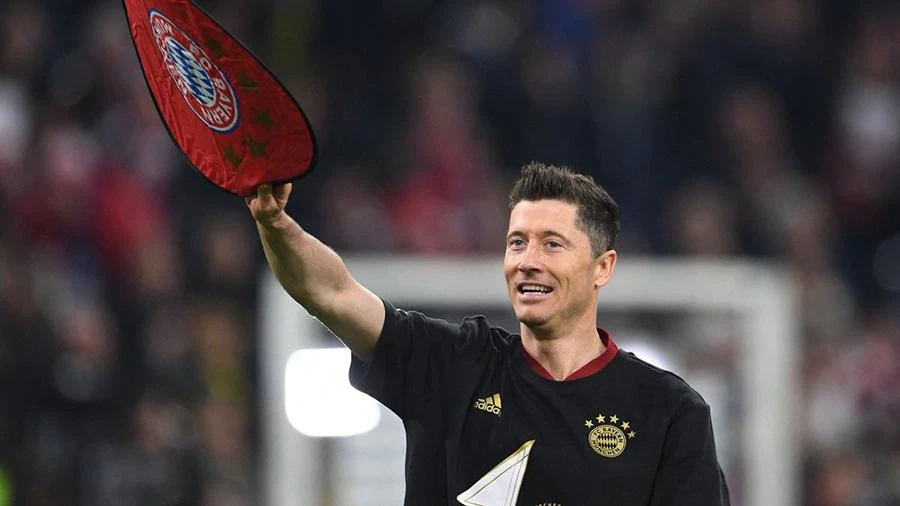 Lewandowski chỉ còn 1 năm hợp đồng với Bayern Munich. ẢNH: REUTERS