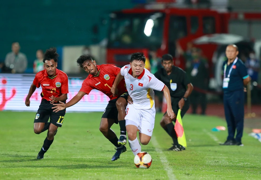 U-23 Việt Nam vẫn đang bế tắc trong việc tìm bàn thắng. ẢNH: ANH DUY