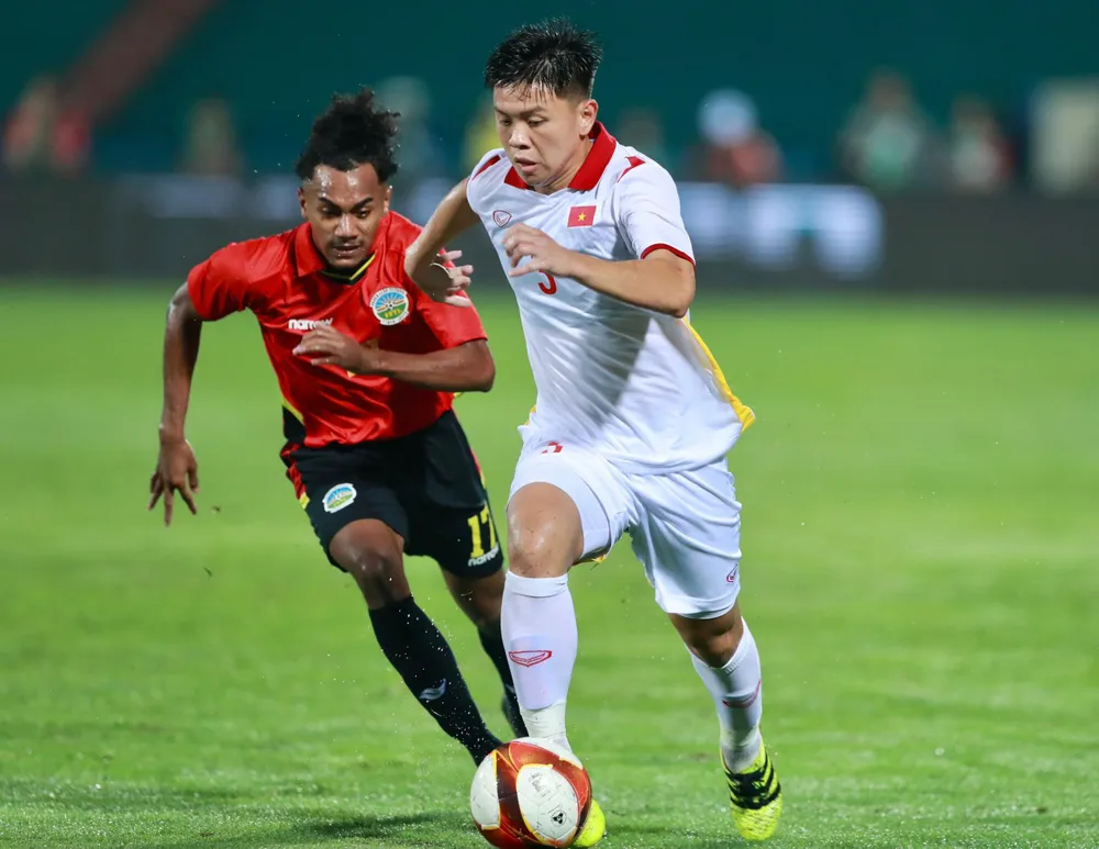 Trình độ bóng đá của Việt Nam vẫn trên tầm Đông Timor rất xa. ẢNH: ANH DUY