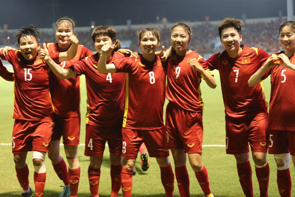 Nữ Việt Nam đặt mục tiêu vô địch SEA Games trên sân nhà. ẢNH: ANH PHƯƠNG