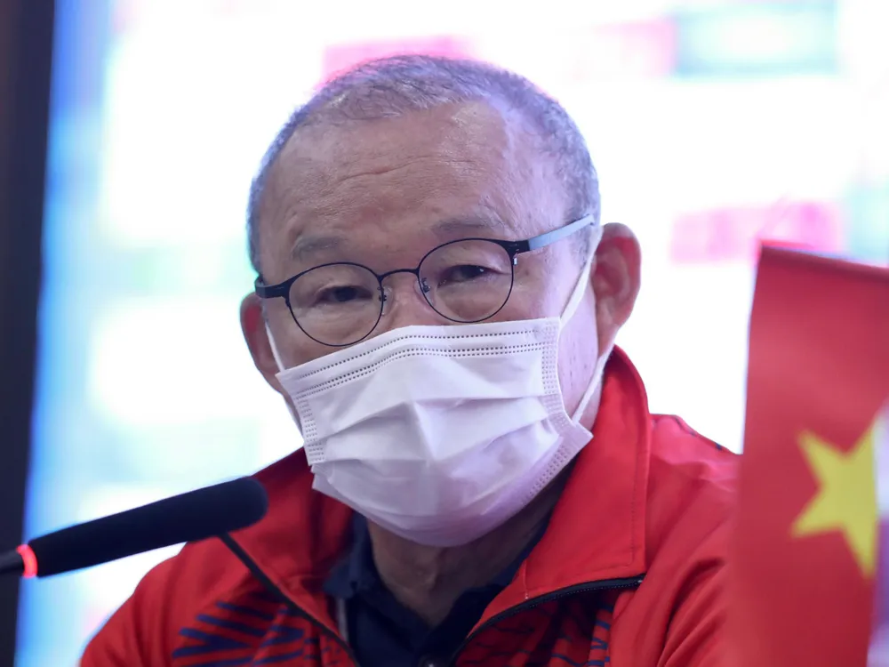 HLV Park Hang-seo của U-23 Việt Nam trong buổi họp báo trước trận chung kết. ẢNH: ANH DUY