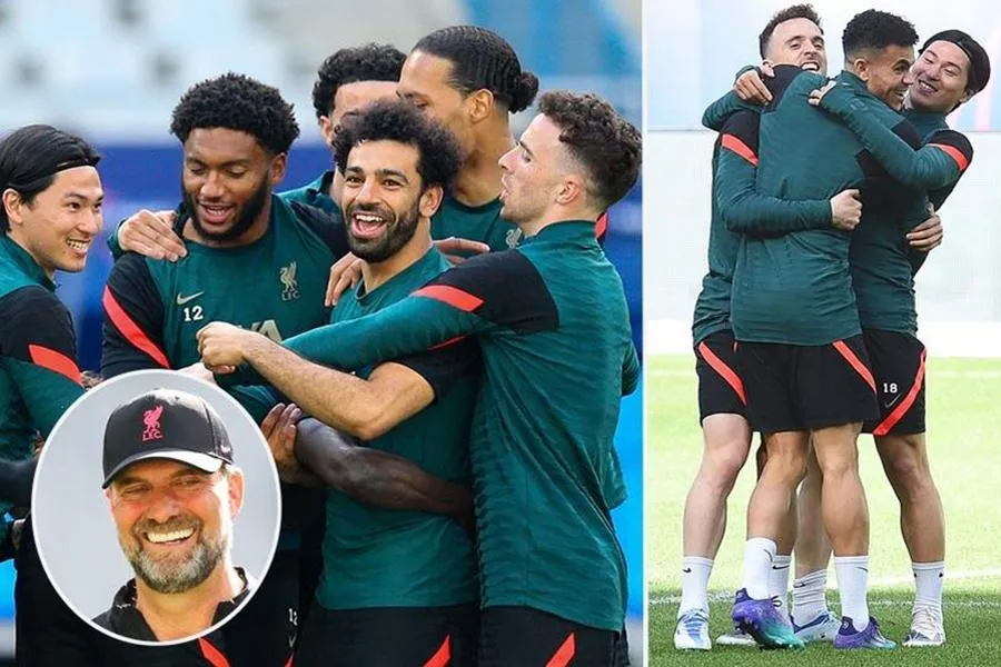 Các ngôi sao Liverpool rất vui vẻ và thoải mái tập luyện trước chung kết Champions League. ẢNH: MIRROR Các ngôi sao Liverpool rất vui vẻ và thoải mái tập luyện trước chung kết Champions League. ẢNH: MIRROR