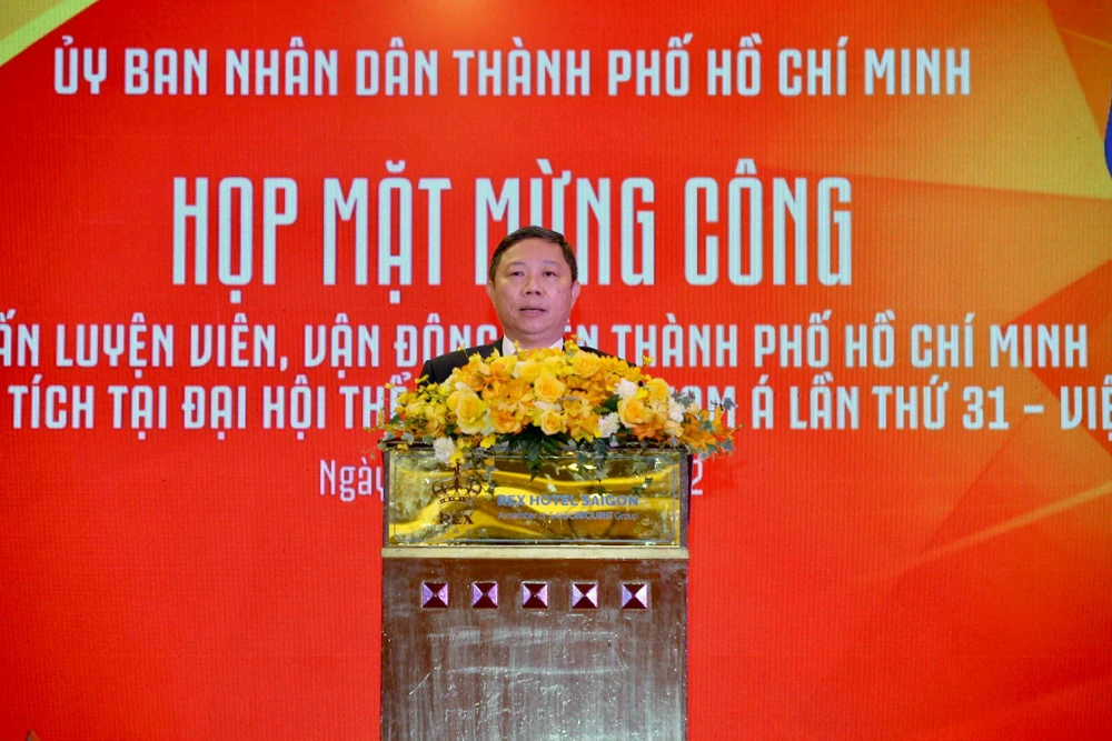 Phó chủ tịch UBND TP.HCM Dương Anh Đức phát biểu trong lễ mừng công SEA Games 31.