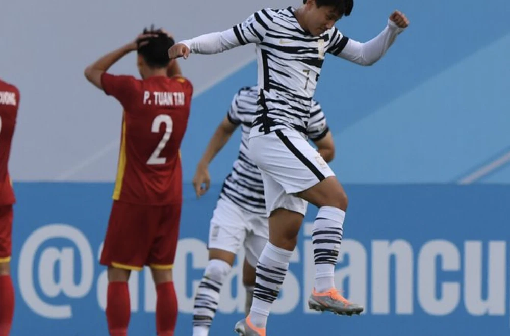 Hàn Quốc có bàn mở tỉ số ở phút 63. ẢNH: AFC
