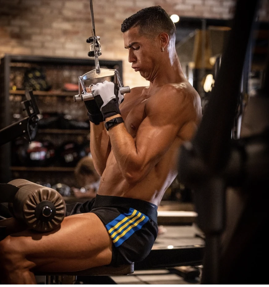 Ronaldo tập luyện thể lực 1 mình mà không hội quân cùng MU. ẢNH: INSTAGRAM RONALDO