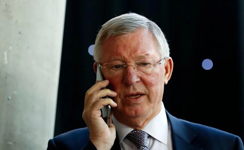 Cuộc trao đổi qua điện thoại giữa Sir Alex Ferguson và Arsene Wenger dường như đã thúc đẩy Welbeck rời MU. ẢNH: MIRROR