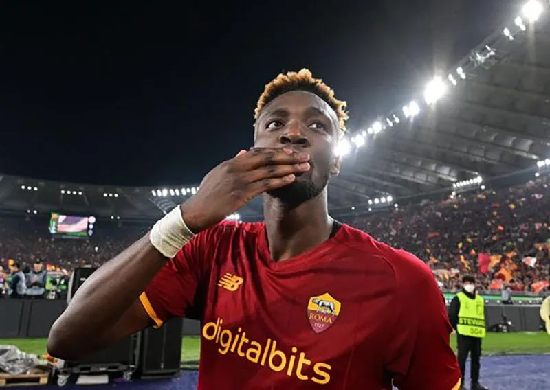 Simon Jordan tin rằng Tammy Abraham là lựa chọn chất lượng cho Man Utd và Chelsea. ẢNH: REUTERS Simon Jordan tin rằng Tammy Abraham là lựa chọn chất lượng cho Man Utd và Chelsea. ẢNH: REUTERS