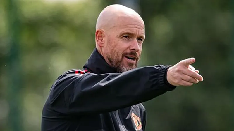 Ten Hag lệnh cho các học trò phải tuân thủ triệt để chiến thuật của ông. ẢNH: GETTY Ten Hag lệnh cho các học trò phải tuân thủ triệt để chiến thuật của ông. ẢNH: GETTY