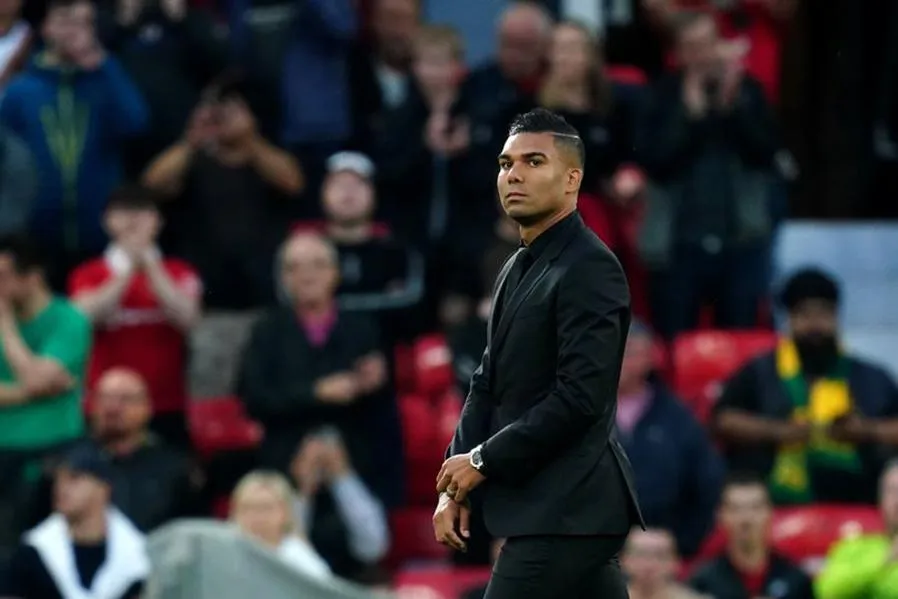 Casemiro xin lỗi fan Man United vì không nói được tiếng Anh. ẢNH: GETTY