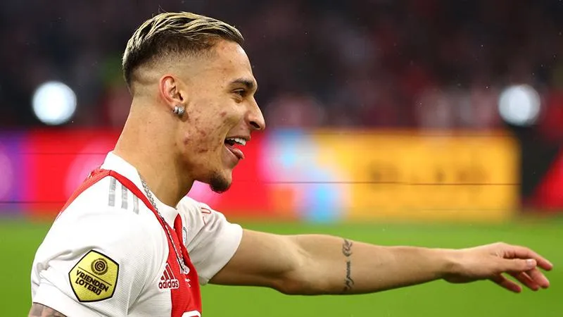 Antony đã đình công suốt hơn 1 tuần qua và khẳng định mong muốn rời Ajax. ẢNH: GETTY Antony đã đình công suốt hơn 1 tuần qua và khẳng định mong muốn rời Ajax. ẢNH: GETTY